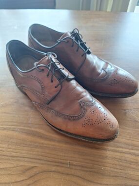 Johnston & Murphy Brown Leather Wingtip Oxfords